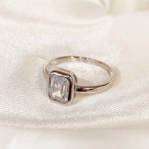 Δαχτυλίδι zircon