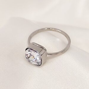 Δαχτυλίδι zircon