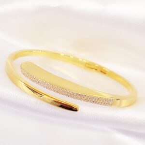 Βραχιόλι cuff