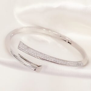 Βραχιόλι cuff