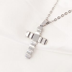 Κολιέ cross