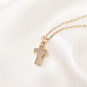 Κολιέ cross