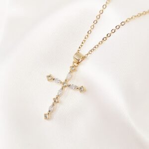 Κολιέ cross