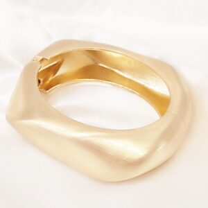 Βραχιόλι cuff